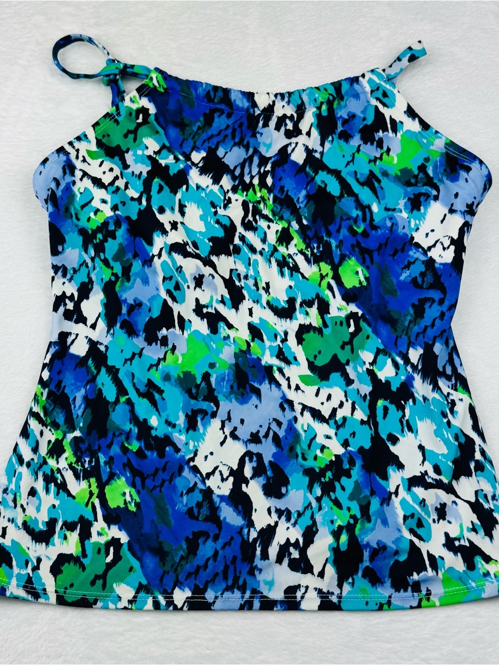 Liz Claiborne tankini swimsuit top. Blues, green and white color. Size 10.